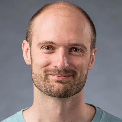 Steren Giannini (“Steren”)