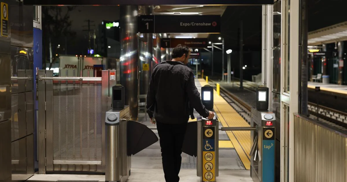 This Rail Line Would Get You to the Grove, the Beverly Center and Cedars-Sinai. Is It L.A.'s 'Missing Link'?