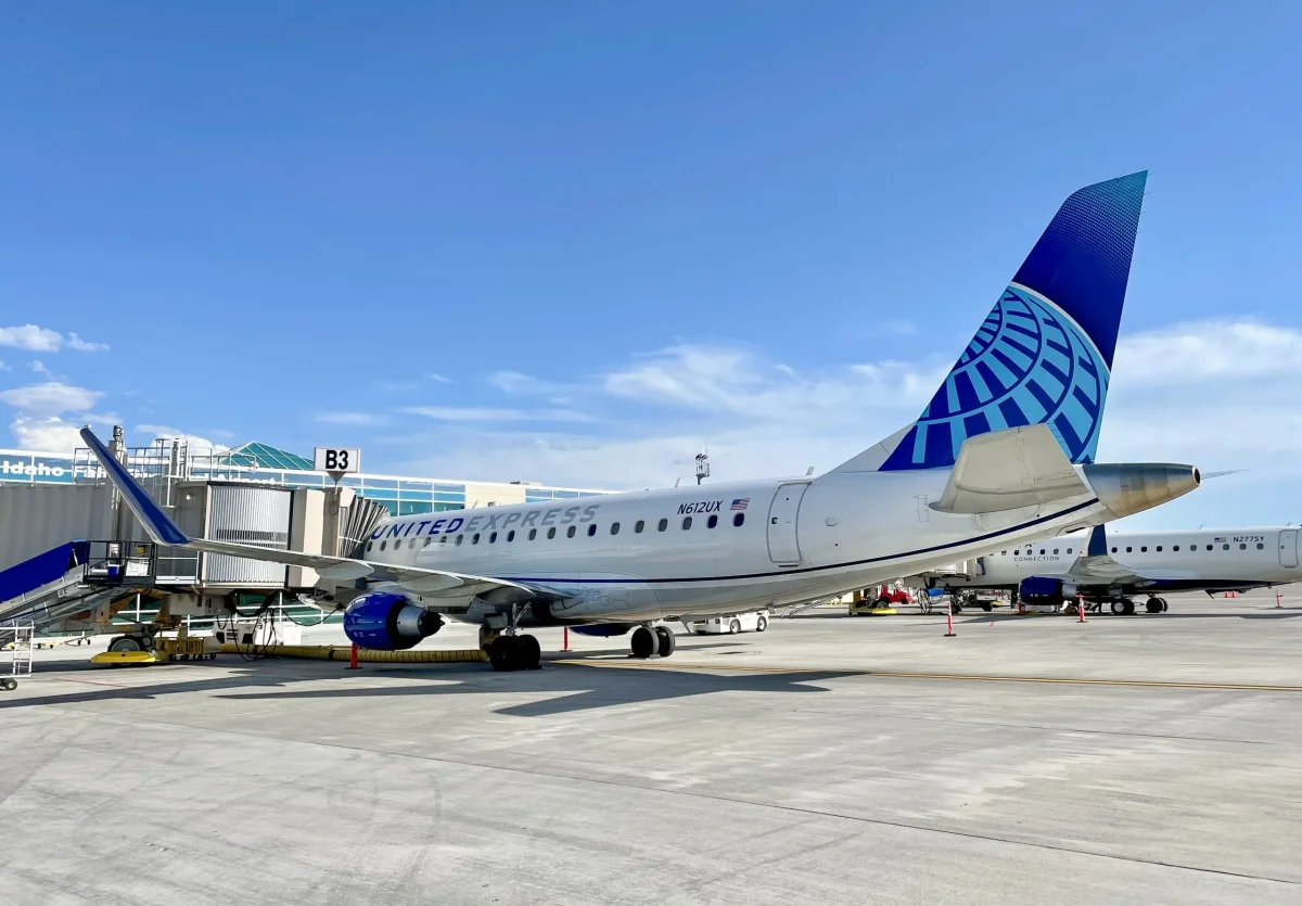 Flight Attendant Sues After Airline Retaliated Againt Her When She Reported Veteran Coworker For Drinking On the Job