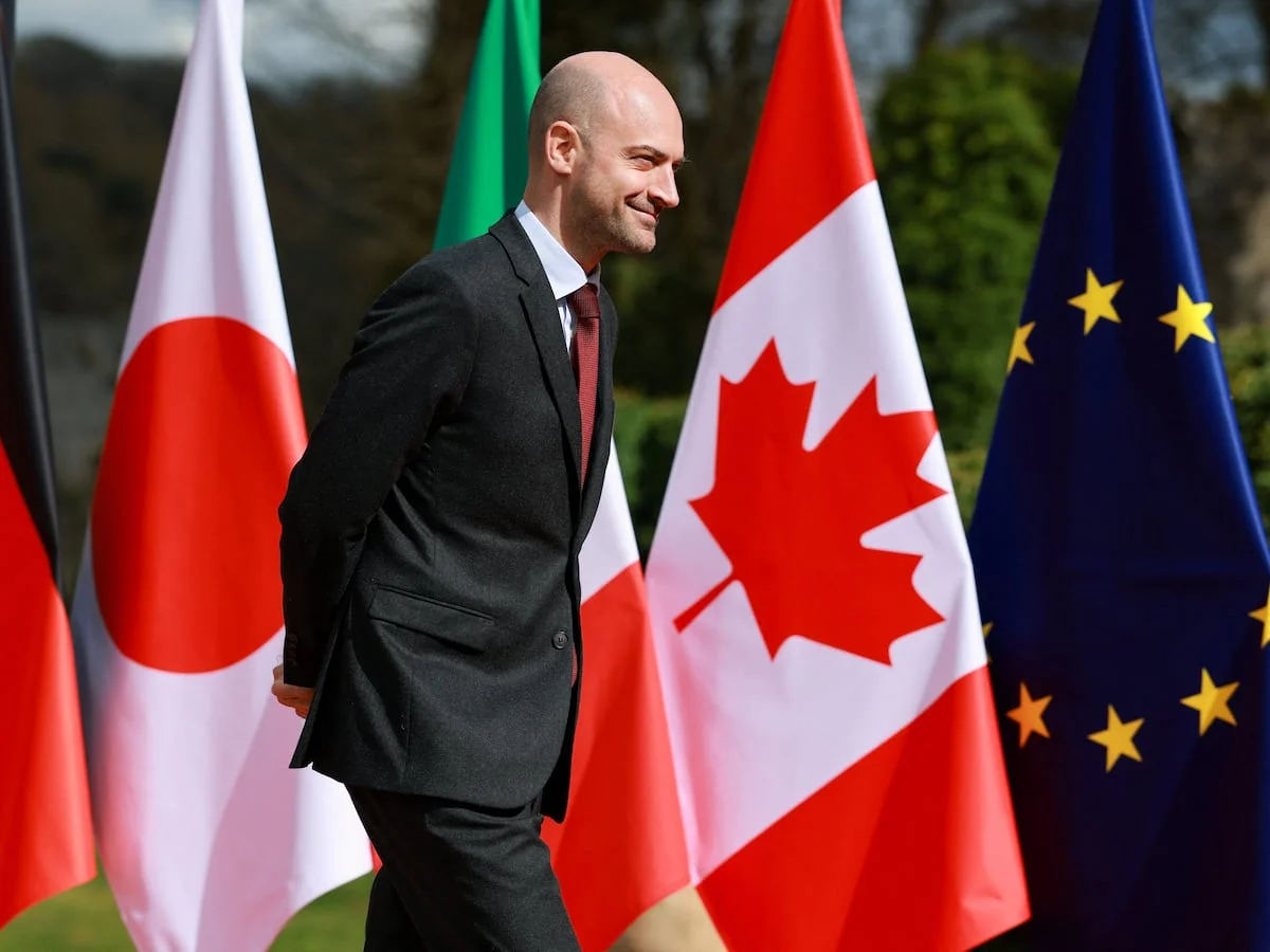 Canada Urges G7 to Back New Defence Bank for Smaller Military Firms
