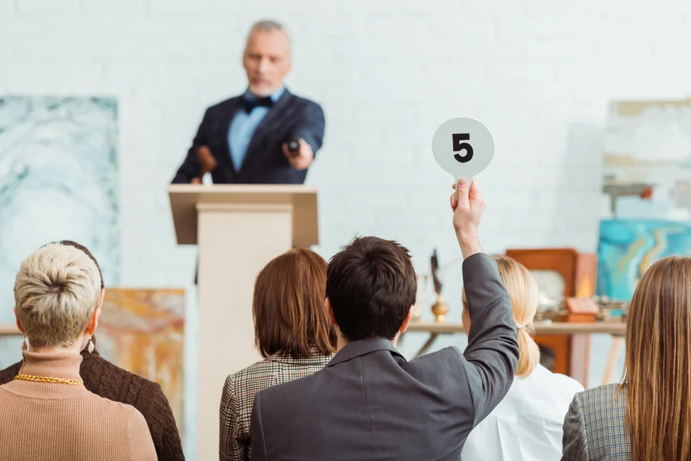 Realtors Overprice Listings by $250K, Misleading Buyers