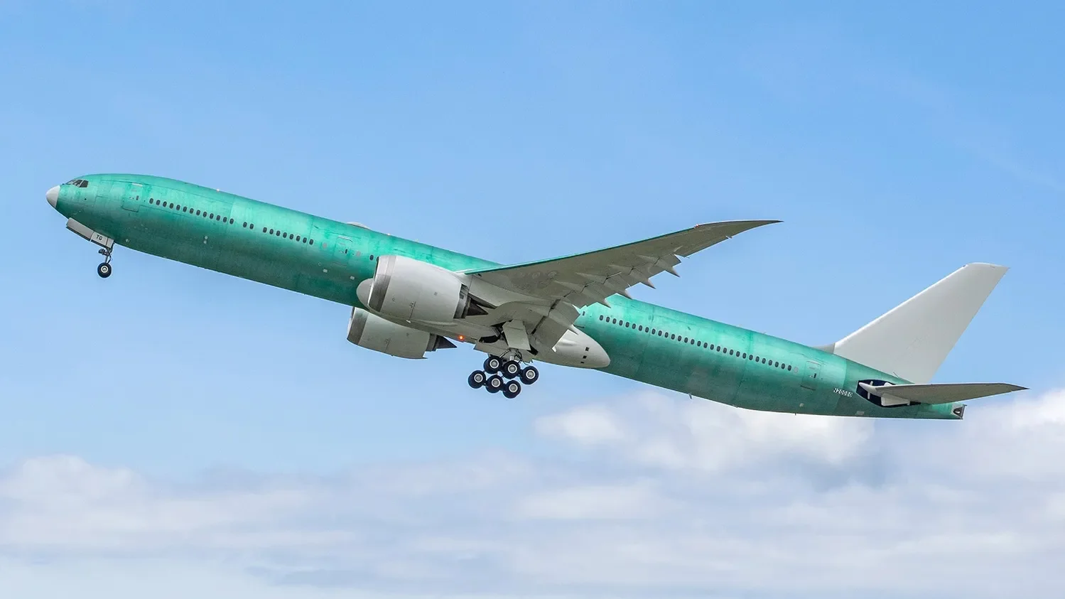 Lufthansa's First Fully Outfitted 777‑9 Begins Testing