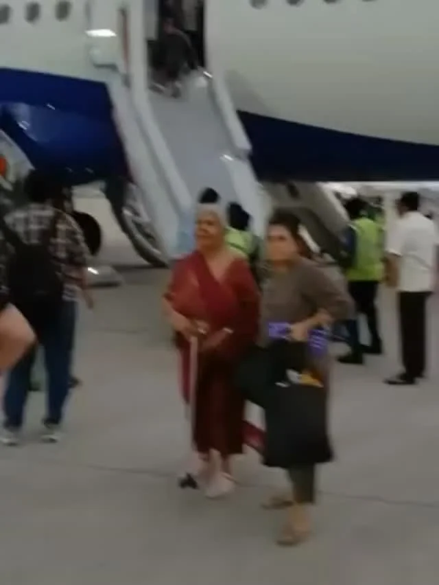 IndiGo Smoke Evacuation on Tarmac; Passengers Safe