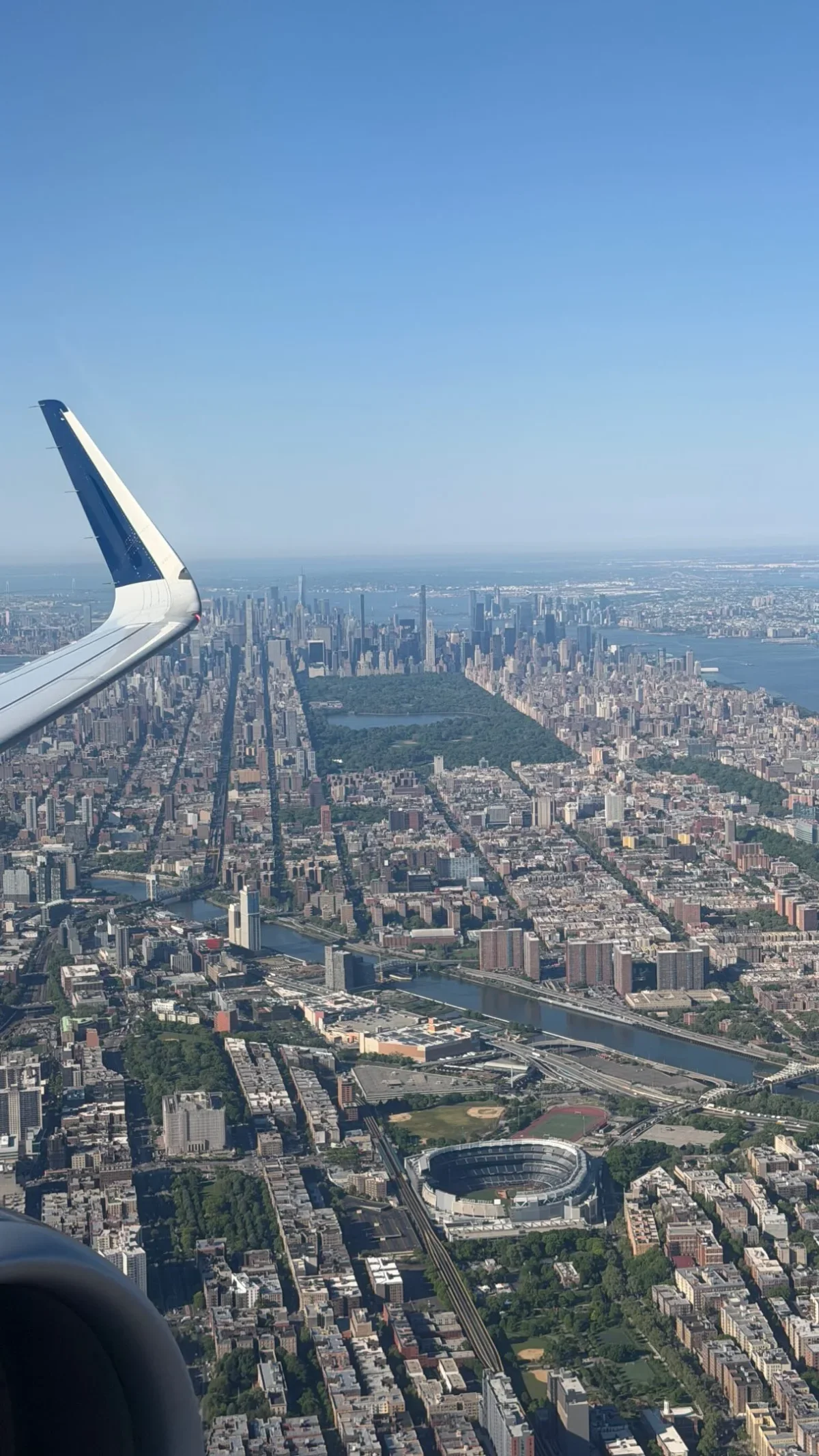 Left‑side LGA Takeoff Offers Unbeatable Manhattan Views