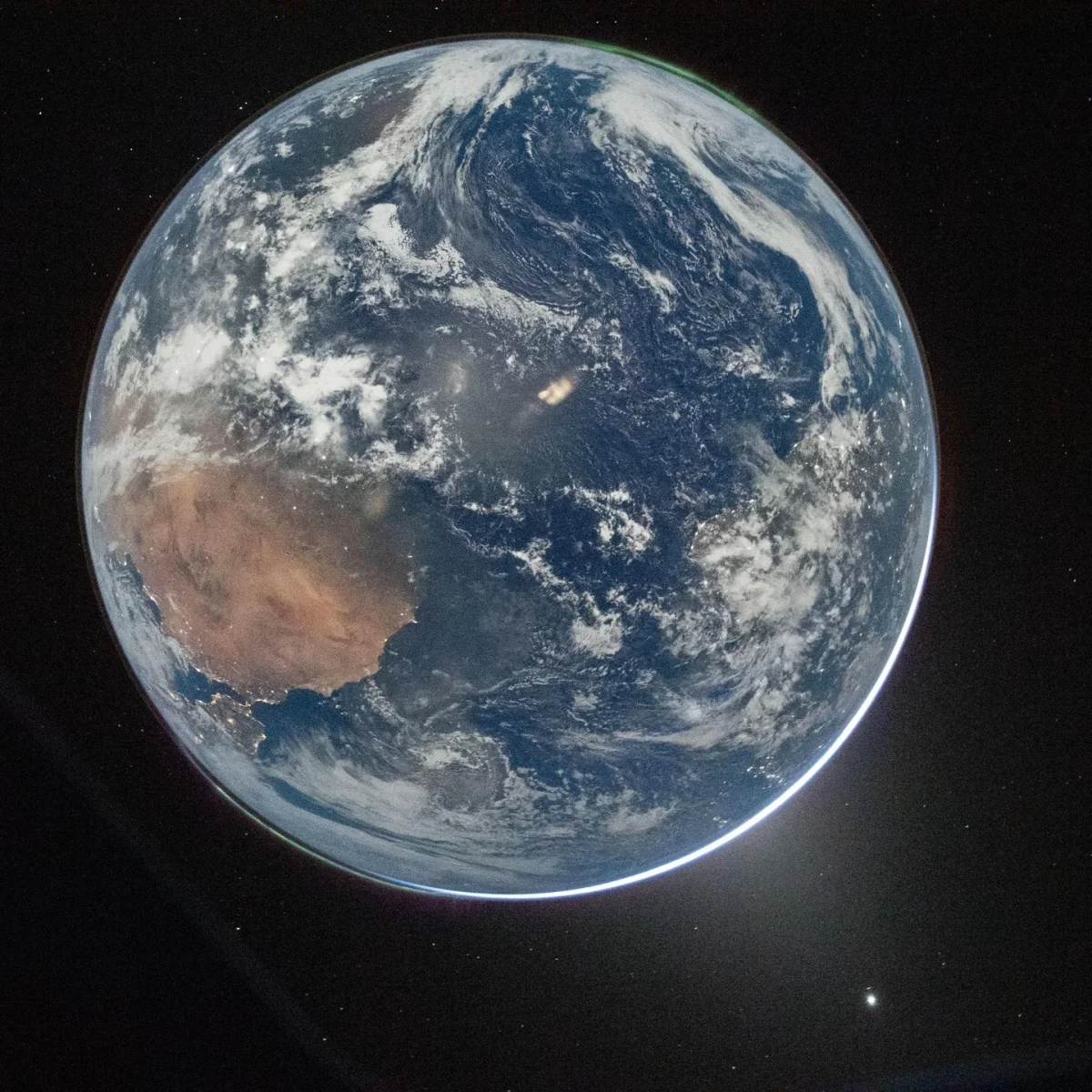 Zooming Earth’s Details Reveals Our Home’s Beauty