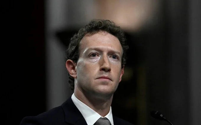 Two Founders Sparked $10 B Google‑Facebook Bidding War