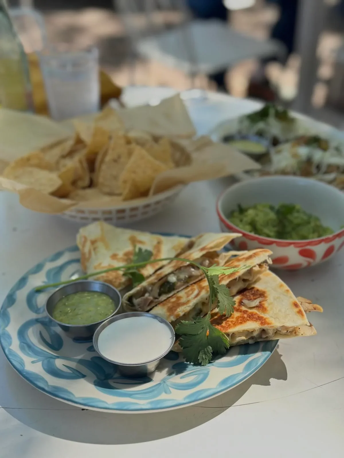 Fresas: Ideal Outdoor Spot for Groups with Amazing Eats