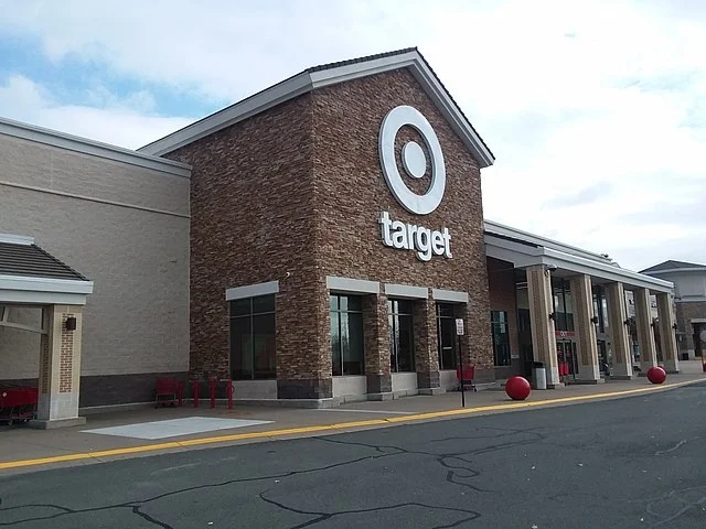 Walmart's Copycat Strategy Steals 100M Customers, Costs Target $