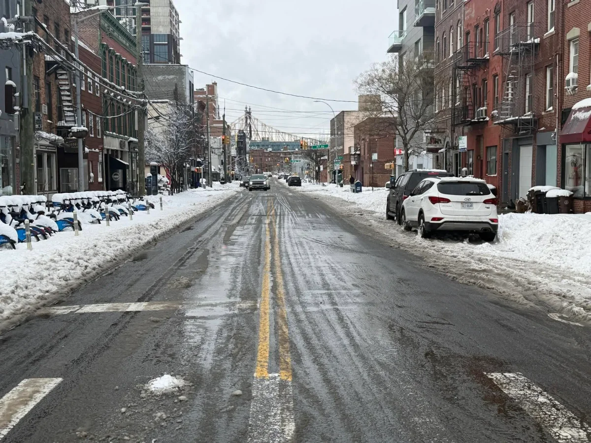 Streets Cleared to Asphalt Within 30 Minutes