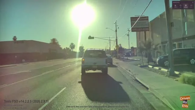 Tesla FSD Anticipates and Pulls over for Emergency Vehicles