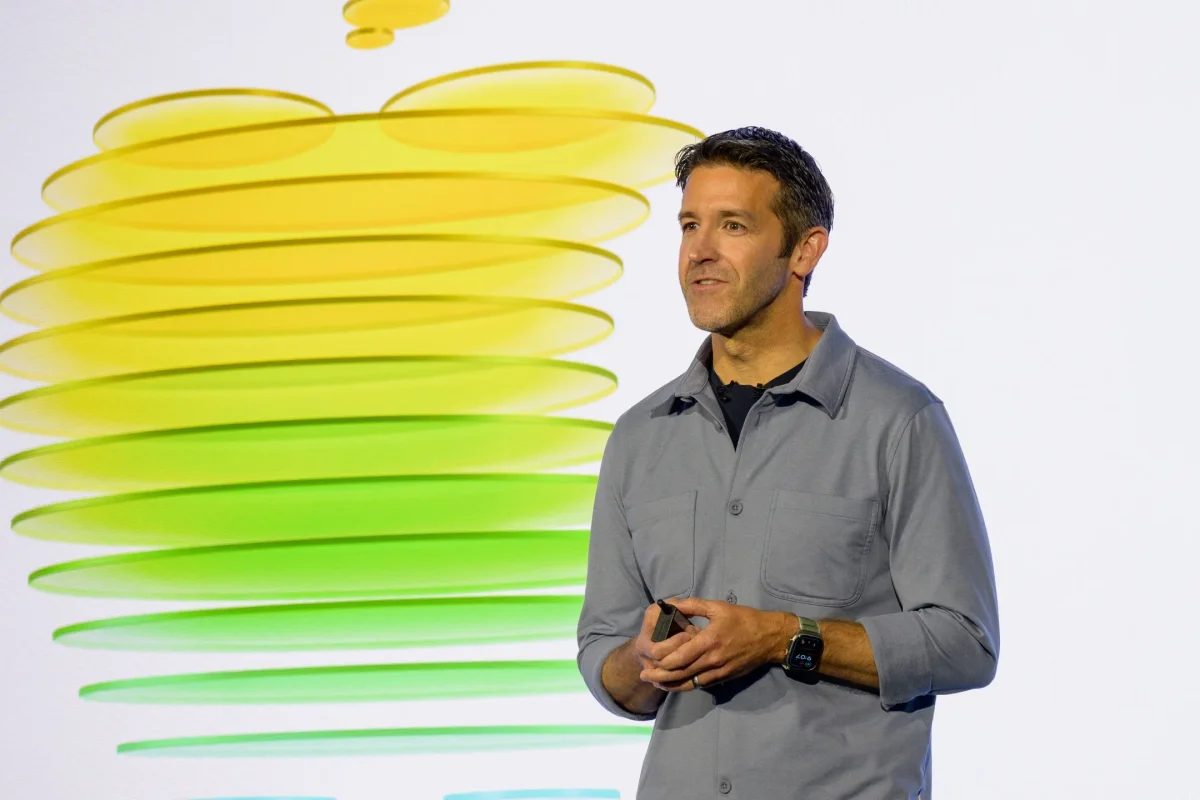 Apple Unveils Game‑Changing MacBook Neo at Event