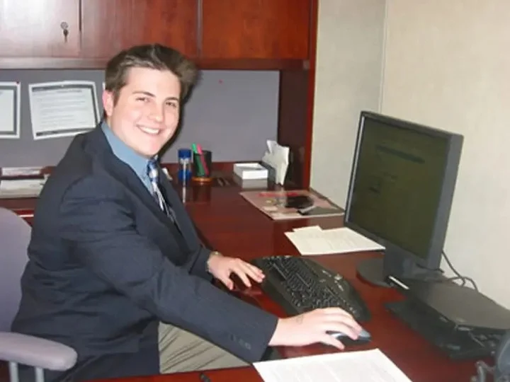Escaping Karoshi: My 20s Overwork Wake‑Up Call