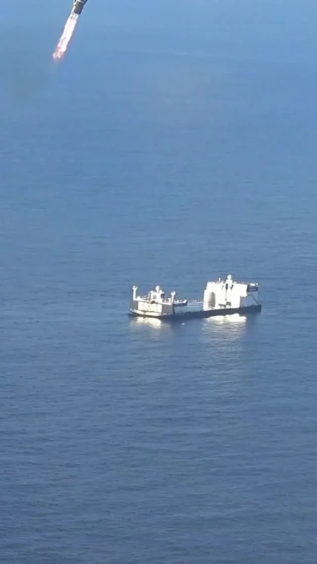 US Firms Achieve Ocean Drone Ship Rocket Landings