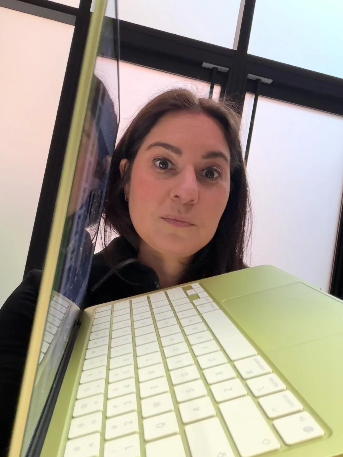 Apple Syncs Demo Menu Color with $599 MacBook Neo