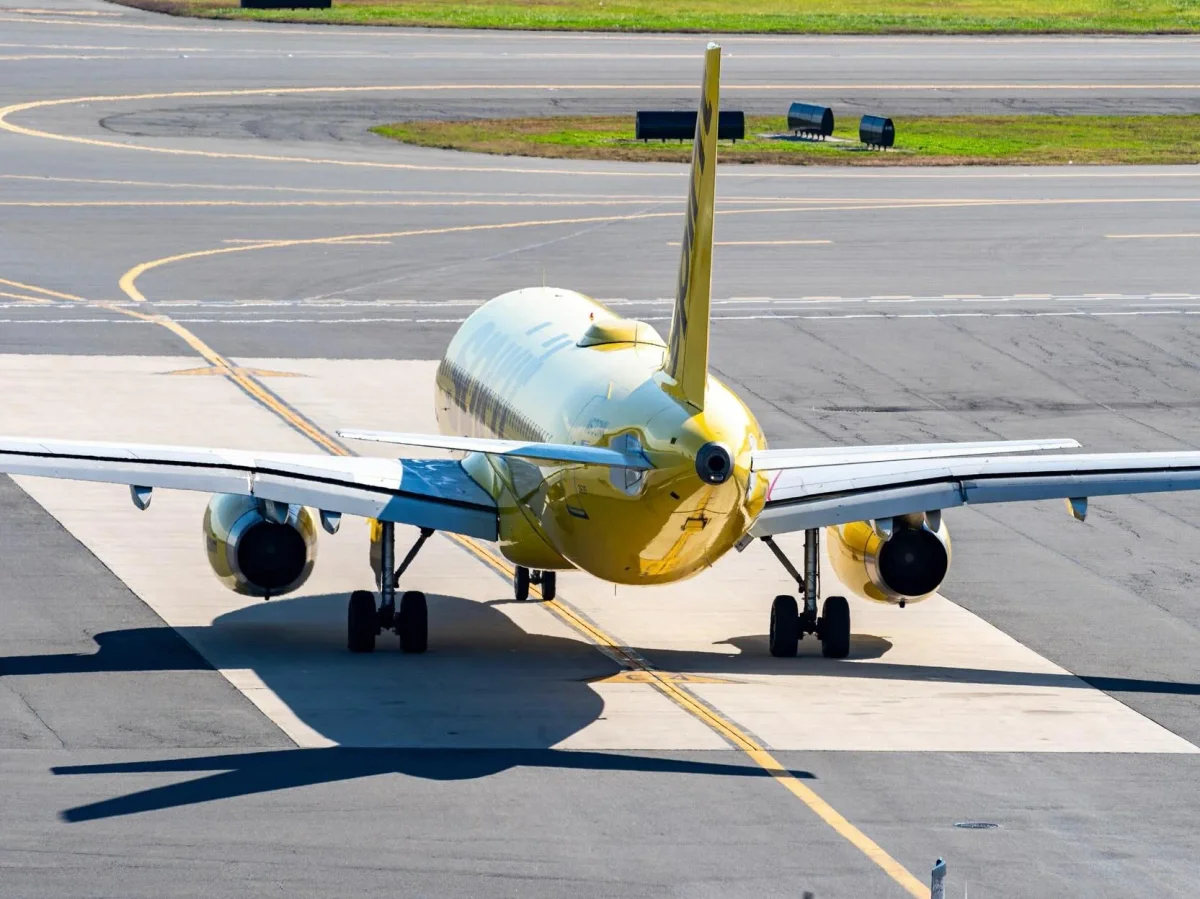 Spirit's Collapse Ends Cheap Flights, Costs 17,000 Jobs