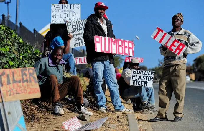 South Africa Unemployment Spikes to 32.7%, 345k Jobs Lost