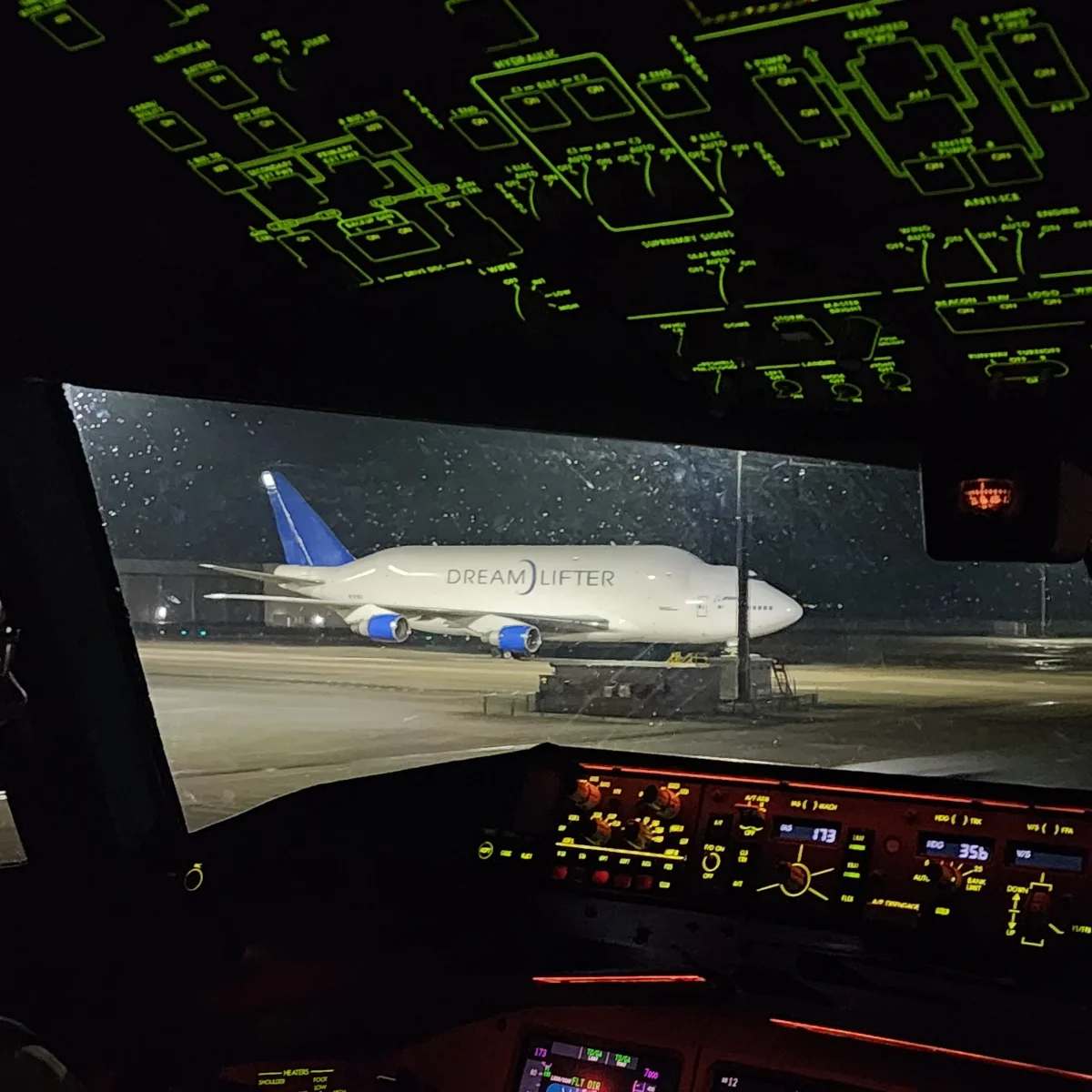 Taiwan Converts All Four Dreamlifters at Taoyuan Airport