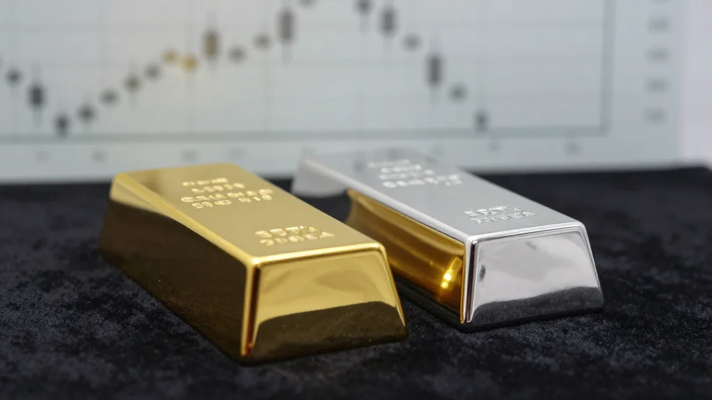 Gold and Silver Slip Ahead of Fed Decision and US‑Iran Talks, Traders Brace for Volatility