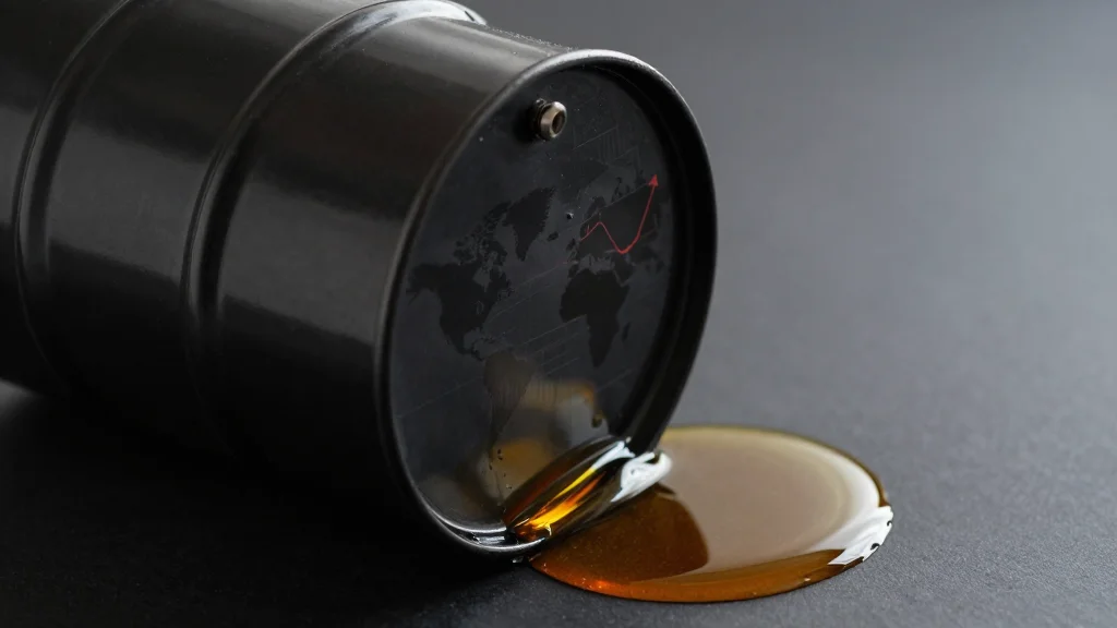 Futures Jump 1% on Trump De‑Escalation Hints as Oil Futures Surge 50% Amid Hormuz Tensions