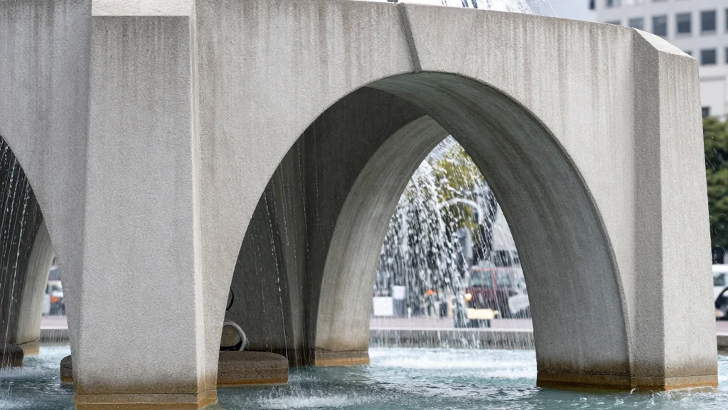 Advocates Try to Save Brutalist Fountain in San Francisco, José Aparicio Painting Returns to Prado Museum: Morning Links for April...