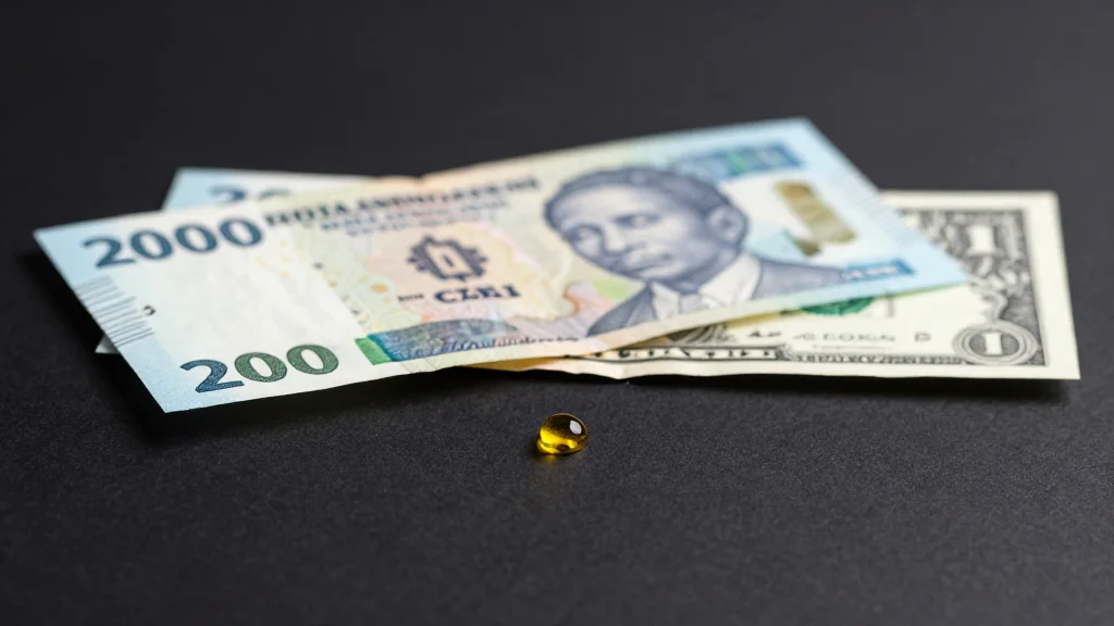 Nigerian Naira Holds Near 1,360 per Dollar in Official Market