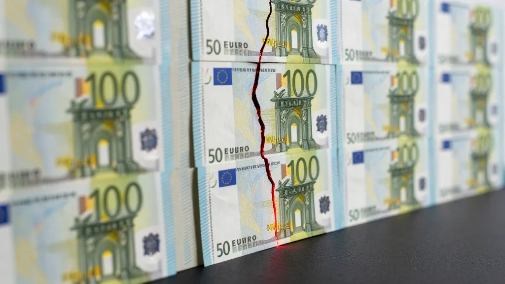 SCI-In-Focus:-Geopolitical-Risks-Compound-Pressure-on-Single-B-Minus-CLO-Holdings