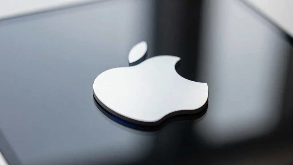 AI Where It Matters: Why Apple Is Poised to Become the Invisible AI King