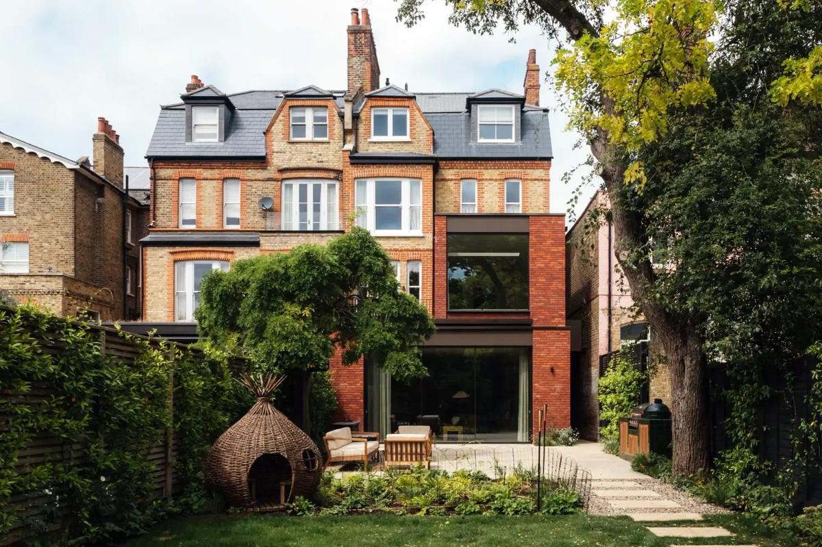 Semi-Detached House Extension Ideas – Our Pick of 7 Inspiring Home Additions