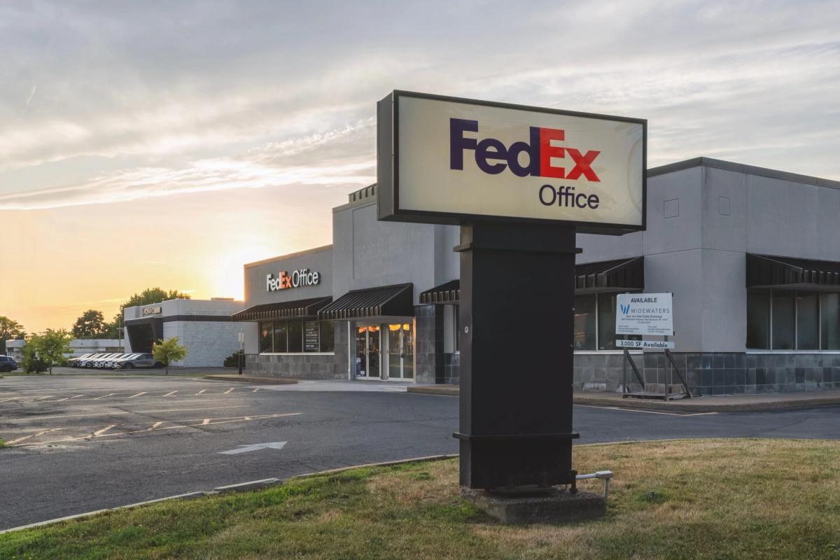 FedEx Launches AI-Powered Tracking and Returns Tools