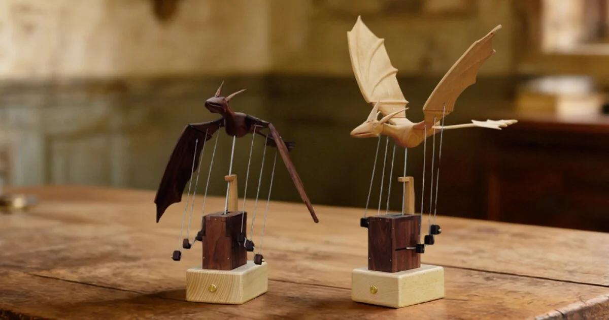 Mesmerizing Hand-Crafted Dragon 'Soars' With Soothing Movement