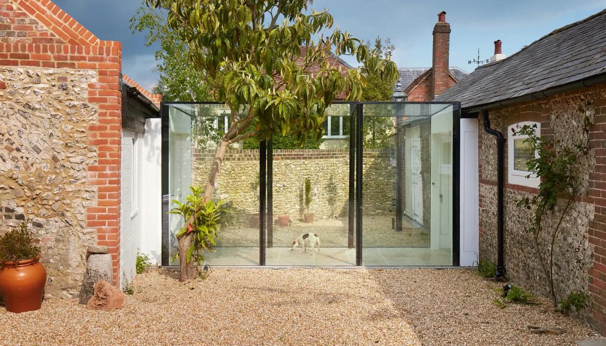 Designing a Glazed Link – The Experts Reveal How to Create a Glass Link Between Buildings