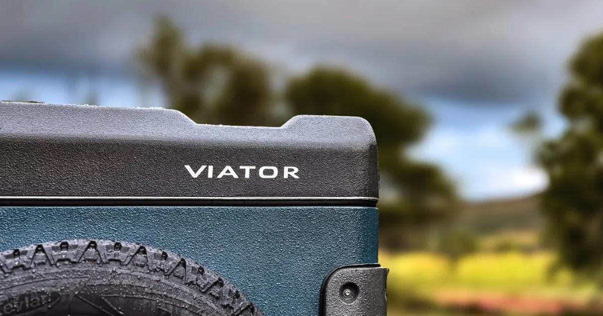 60-Sec Cube Camper Rises & Slides Into Much More than Meets the Eye