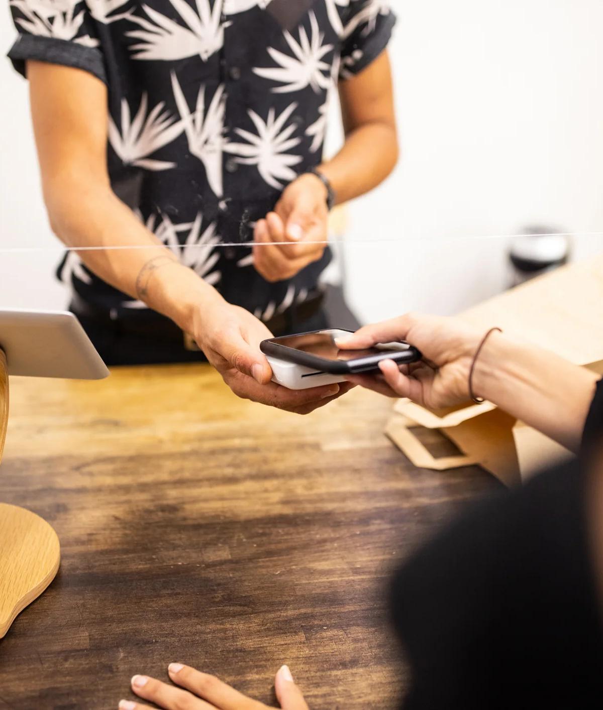 Solving the Anonymity Problem at Checkout