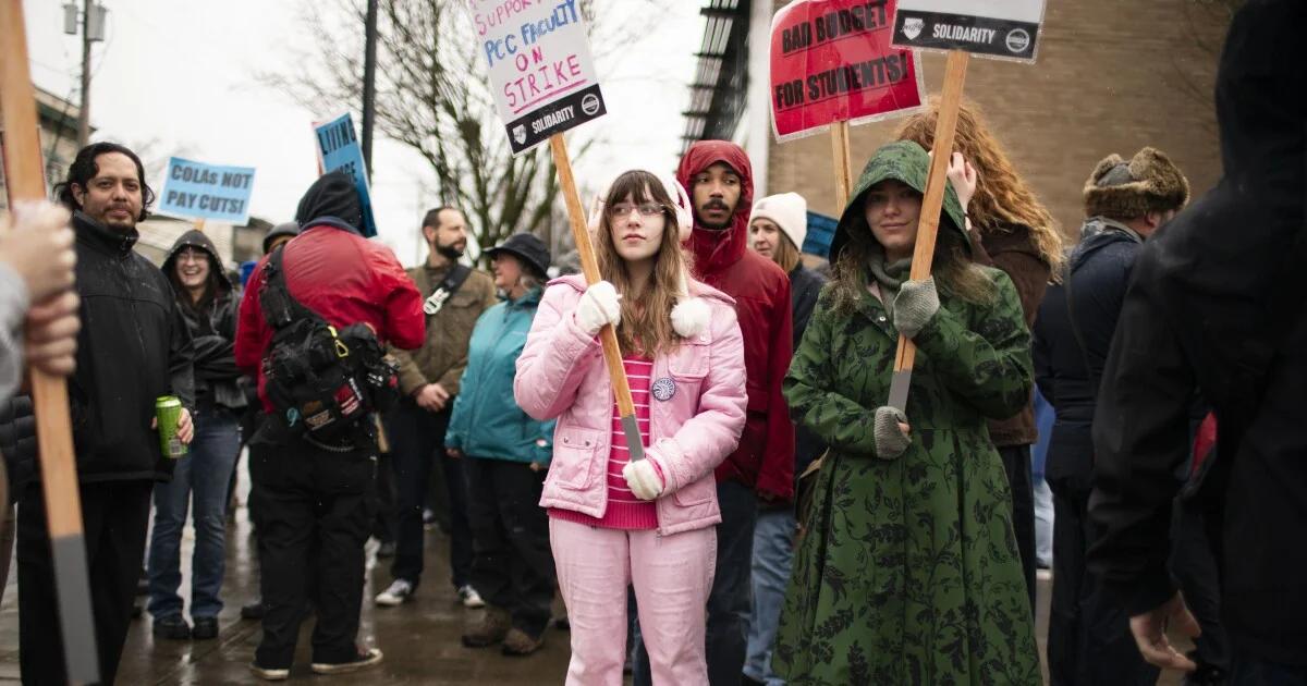 Oregon's Largest College Has Been Shut Down by a Mass Strike
