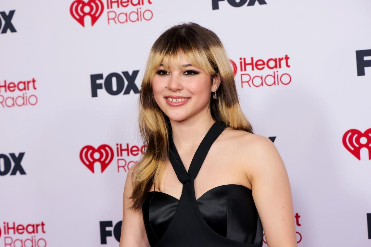 Alysa Liu Put Her Signature Two-Toned Spin on a Classic LBD for the iHeartRadio Music Awards