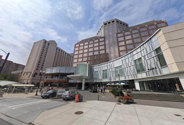 Simon Lines Up $465M Refi For Pentagon City Mall, Office And Hotel