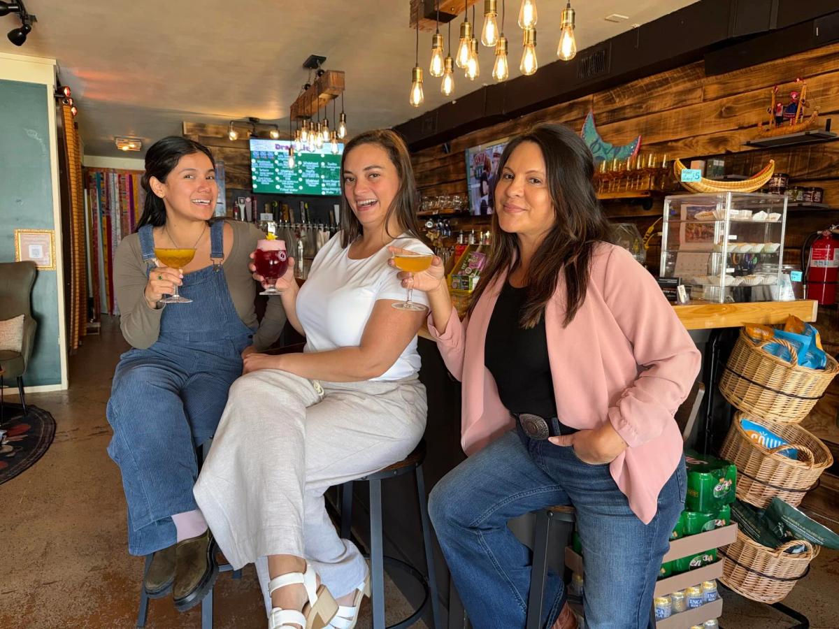 Peruvian Elixirs Offer Alcohol‑Free Beach Vibes