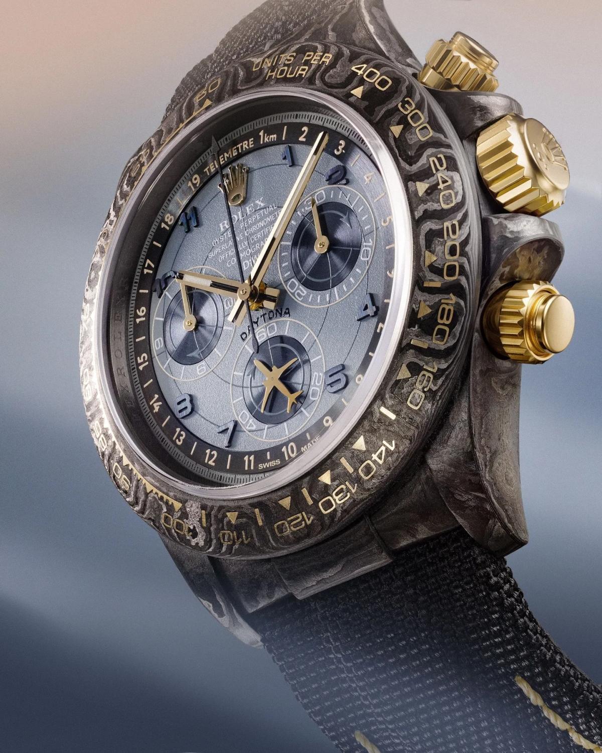 Aviation‑Inspired Carbon Fiber Watch Redefines Performance