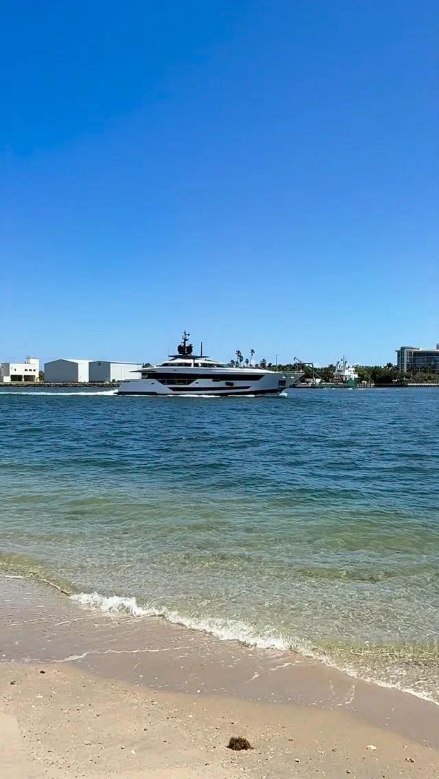Spotting Yacht Builders at Port Everglades – Need Pros