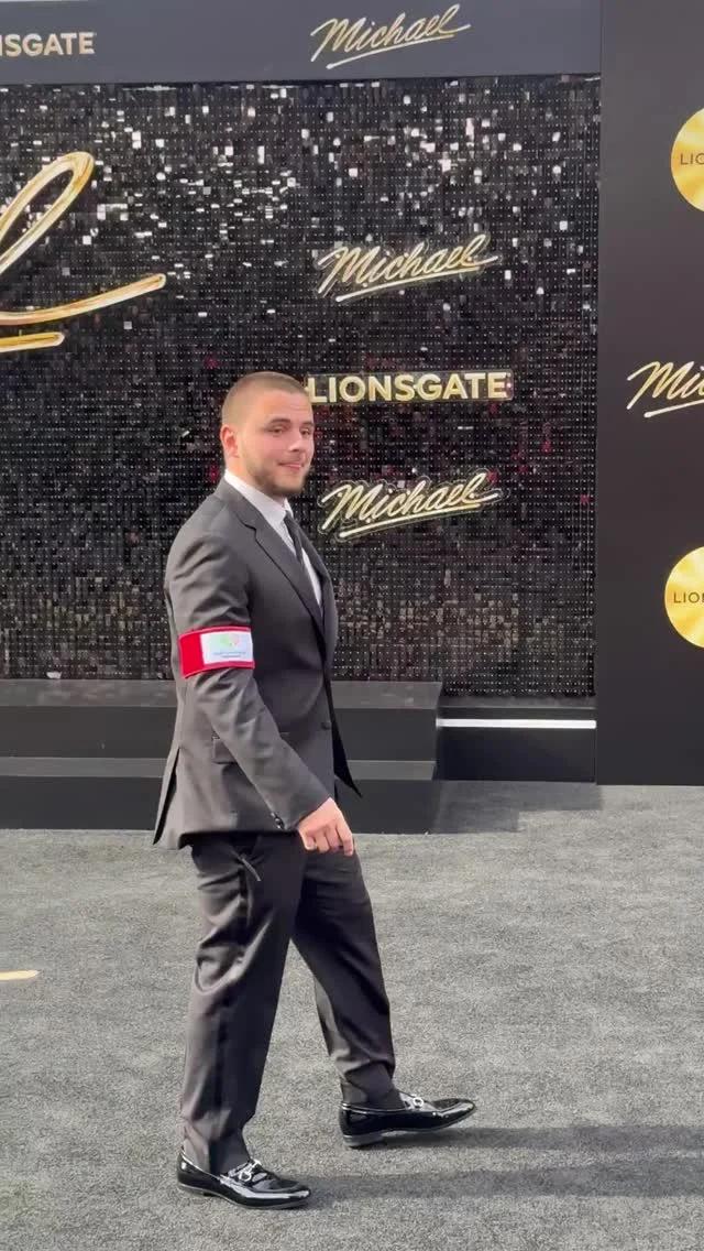 Avoid Armbands: Style Mistake Every Man Should Skip