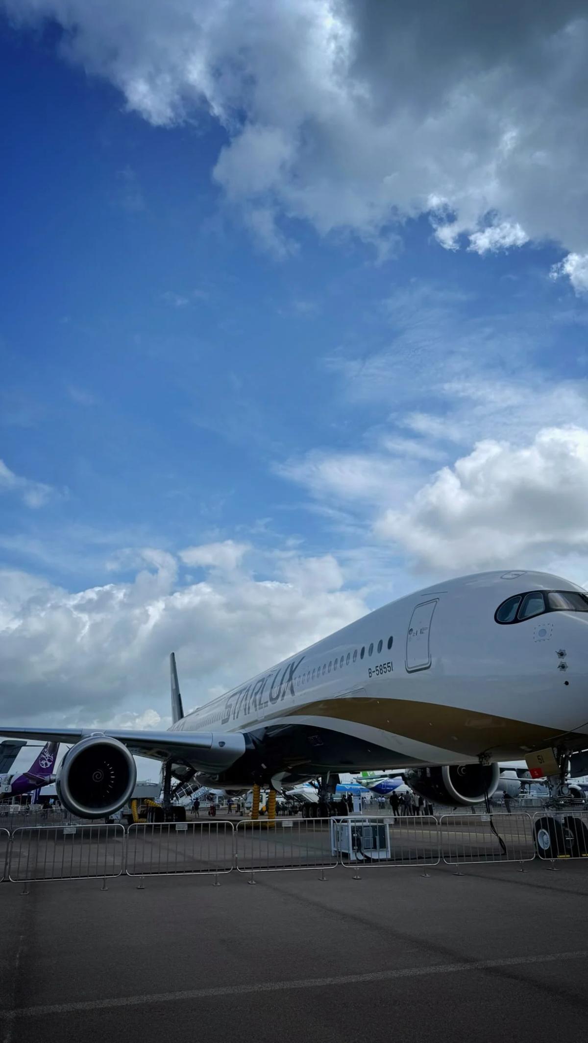 STARLUX A350-1000 Sets New Standard for Luxury Travel