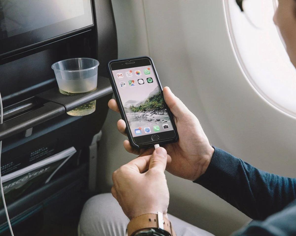 Cathay Pacific Limits Power Banks: Two Carry‑On, No In‑Flight Use