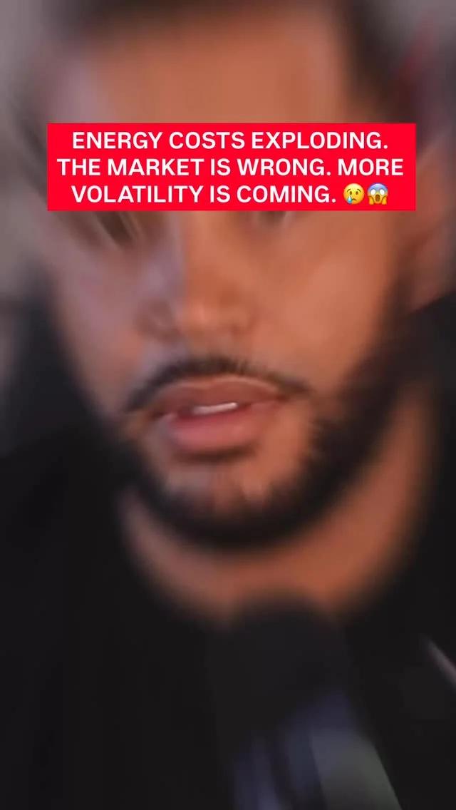 Stay Cash-Ready: Capital Shifts to Energy, Compute, Data