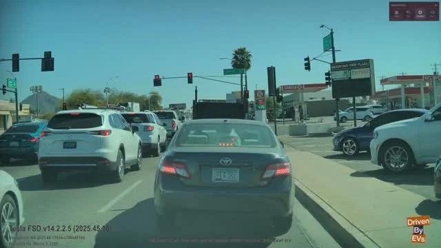 Tesla FSD Impresses but Still Inconsistent with Parking