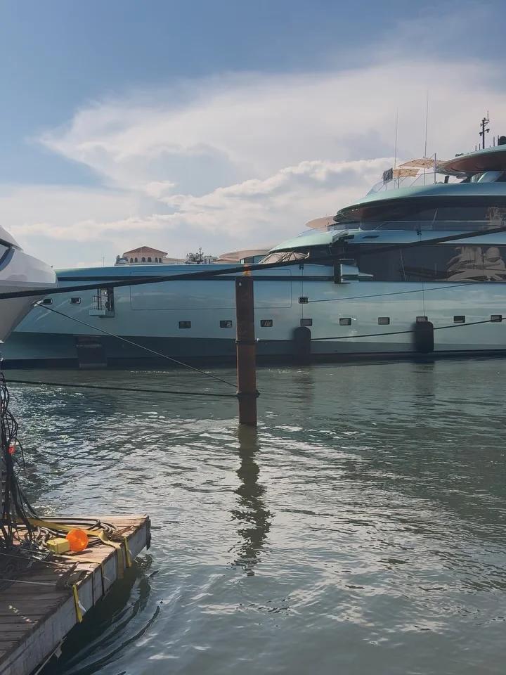 Inside the 75‑meter M/Y Kenshō