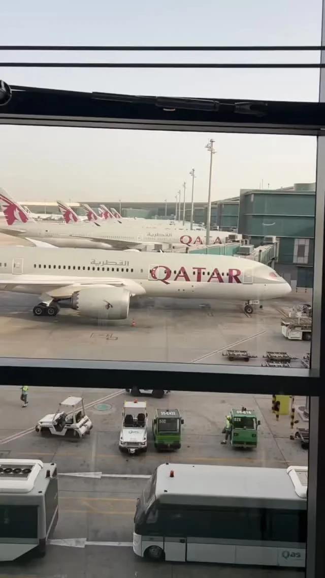 Airlines Hustle, Passengers Linger Post‑pandemic