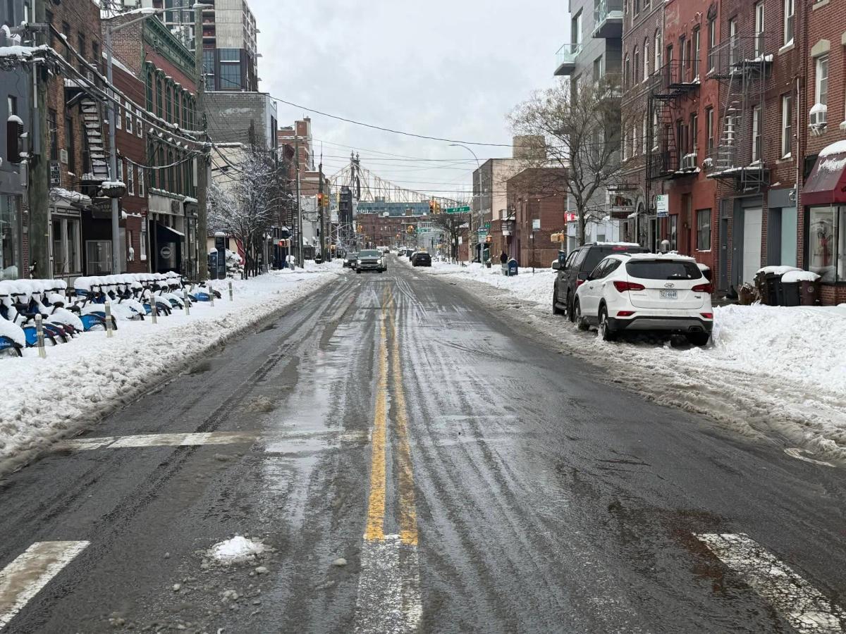 Streets Cleared to Asphalt Within 30 Minutes