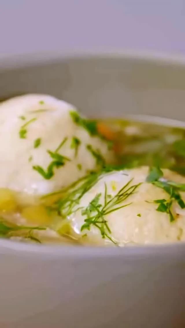 Finding the Perfect Cloud‑Like Matzoh Ball Soup