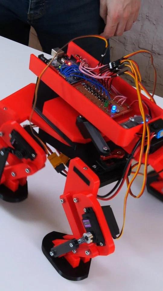 Open‑Source Robot Dog Built with Just Six Servos