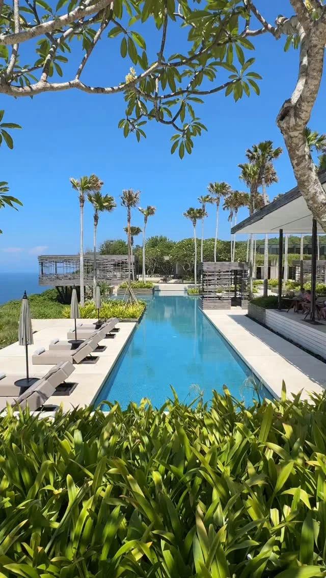 Alila Villas Uluwatu: Iconic Luxury Villas Over Bali Cliffs
